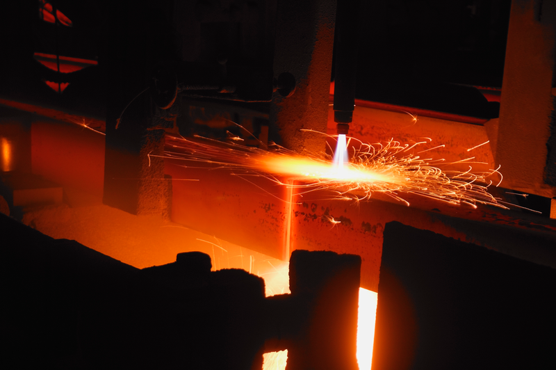 Steel beam-DirCom-Thinkstocks_credits
